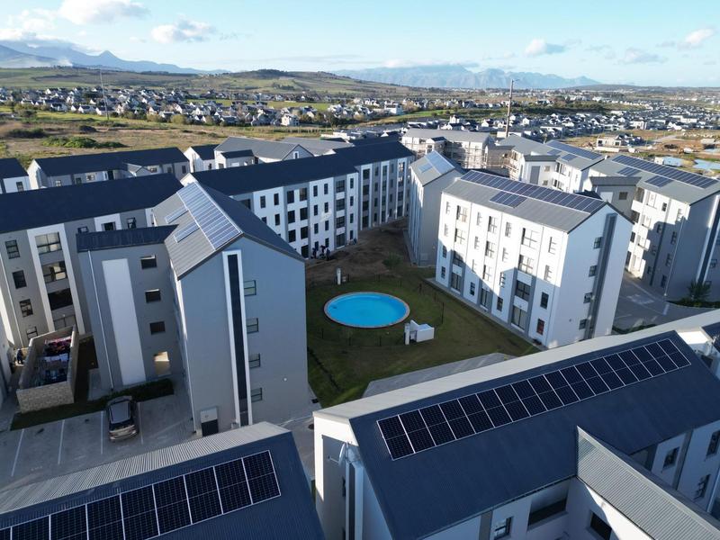 2 Bedroom Property for Sale in Aan de Wijnlanden Western Cape